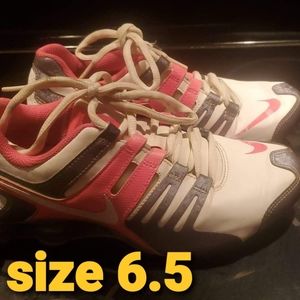 Womens nike shox